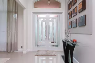 2550 Jardin Manor, Weston, FL 33327 - Photo 6