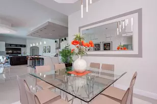 2550 Jardin Manor, Weston, FL 33327 - Photo 14