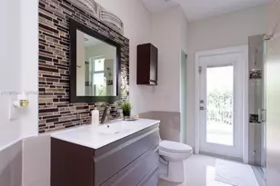 2550 Jardin Manor, Weston, FL 33327 - Photo 52