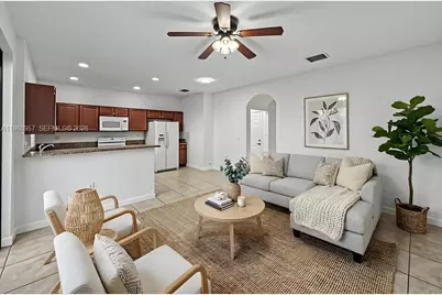 23530 SW 113th Path, Homestead, FL 33032 - Photo 4