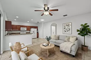 23530 SW 113th Path, Homestead, FL 33032 - Photo 4