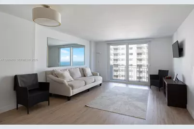 345 Ocean Dr #819, Miami Beach, FL 33139 - Photo 8