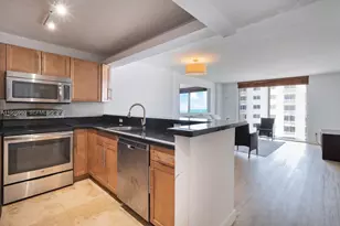 345 Ocean Dr, Miami Beach, FL 33139 - Photo 2