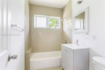 1050 98th St #4W, Bay Harbor Islands, FL 33154 - Photo 6