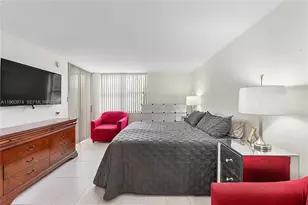 105 Lake Emerald Dr, Oakland Park, FL 33309 - Photo 24