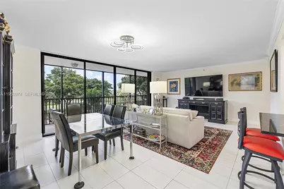 105 Lake Emerald Dr. #315, Oakland Park, FL 33309 - Photo 18