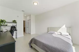 8301 NW 41st St, Doral, FL 33166 - Photo 20