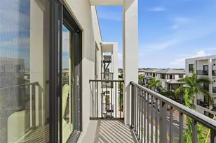 8301 NW 41st St, Doral, FL 33166 - Photo 24