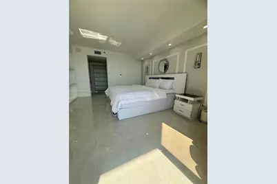 1000 W Island Blvd #2312, Aventura, FL 33160 - Photo 48