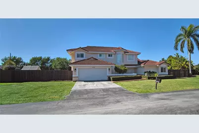 4920 SW 156th Pl, Miami, FL 33185 - Photo 2