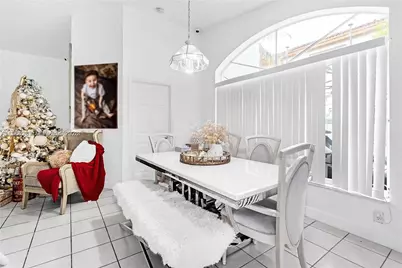 11276 NW 58th Ter, Doral, FL 33178 - Photo 12