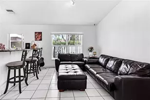 11276 NW 58th Terrace, Doral, FL 33178 - Photo 10