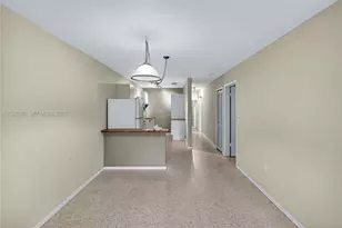 8640 NE 2nd Ave, El Portal, FL 33138 - Photo 14