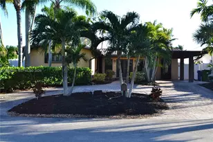 1704 SW 5th Ct, Fort Lauderdale, FL 33312 - Photo 2