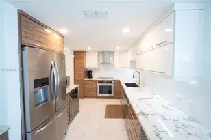 11 Island Ave, Miami Beach, FL 33139 - Photo 4