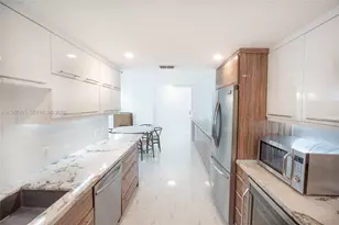 11 Island Ave, Miami Beach, FL 33139 - Photo 6