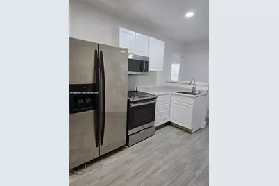 [Address not provided], Miami, FL 33161 - Photo 8