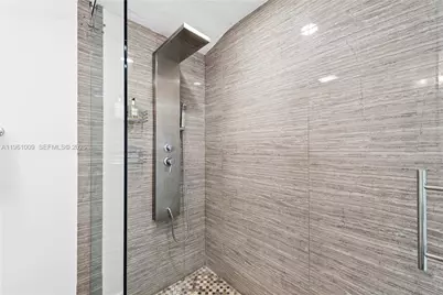 253 N Coconut Ln, Miami Beach, FL 33139 - Photo 18