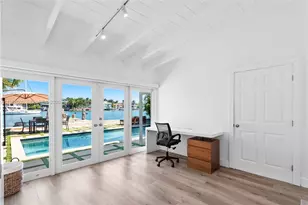 253 N Coconut Ln, Miami Beach, FL 33139 - Photo 14
