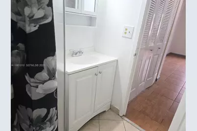 5921 Washington St #124, Hollywood, FL 33023 - Photo 16