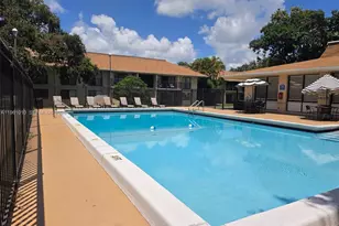 5921 Washington St, Hollywood, FL 33023 - Photo 2