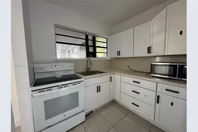 2633 SW 34th Ave, Miami, FL 33133 - Photo 6