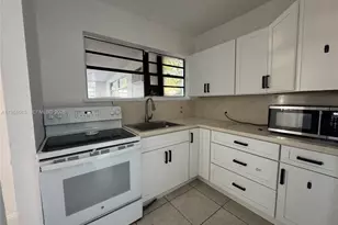 2633 SW 34th Ave, Miami, FL 33133 - Photo 6