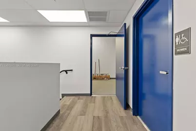 8000 NW 68th St, Medley, FL 33166 - Photo 26