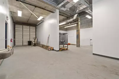 8000 NW 68th St, Medley, FL 33166 - Photo 22