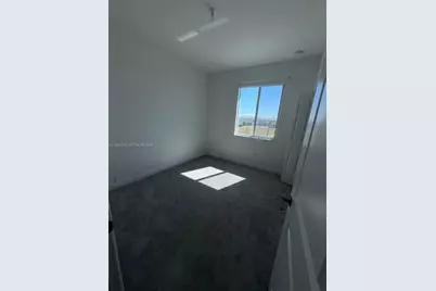 679 SE 13th St Cir #679, Homestead, FL 33034 - Photo 18