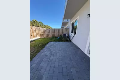 679 SE 13th St Cir #679, Homestead, FL 33034 - Photo 8