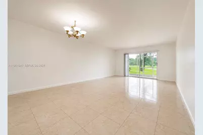 100 SW 130th Ter #109C, Pembroke Pines, FL 33027 - Photo 14