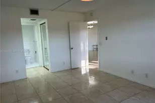100 SW 130th Terrace, Pembroke Pines, FL 33027 - Photo 32
