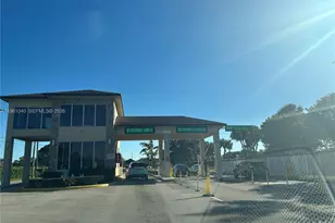 100 SW 130th Terrace, Pembroke Pines, FL 33027 - Photo 40