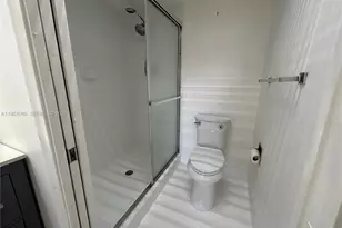 100 SW 130th Terrace, Pembroke Pines, FL 33027 - Photo 36