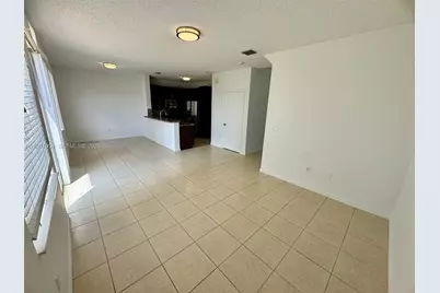15430 NW 12th Ct #0, Pembroke Pines, FL 33028 - Photo 8