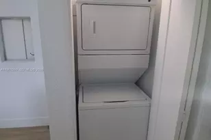 1307 NW 16th St, Fort Lauderdale, FL 33311 - Photo 10