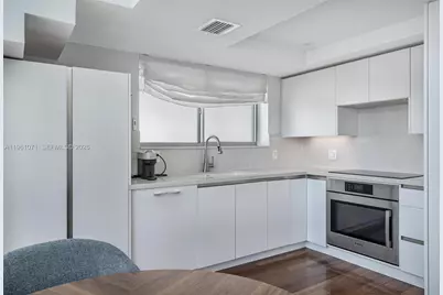 245 Michigan Ave #LP-4, Miami Beach, FL 33139 - Photo 8