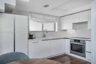 245 Michigan Ave, Miami Beach, FL 33139 - Photo 8