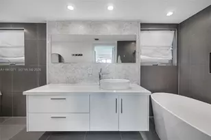 245 Michigan Ave, Miami Beach, FL 33139 - Photo 16