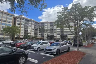 1200 St Charles Pl, Pembroke Pines, FL 33026 - Photo 20