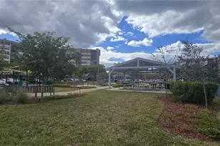 1200 St Charles Pl, Pembroke Pines, FL 33026 - Photo 22