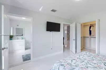 25040 SW 222nd Ave, Homestead, FL 33032 - Photo 16