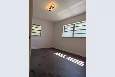 3021 NW 17th St, Fort Lauderdale, FL 33311 - Photo 16