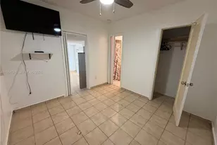 200 W 53rd Terrace, Hialeah, FL 33012 - Photo 8