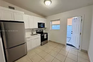 1340 NW 60th St, Miami, FL 33142 - Photo 4