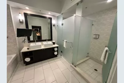 5300 NW 87th Ave #910, Doral, FL 33178 - Photo 12