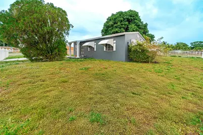 1861 NW 163rd St, Miami Gardens, FL 33054 - Photo 18