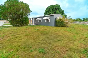 1861 NW 163rd St, Miami Gardens, FL 33054 - Photo 18