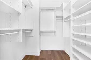 859 NE 211th St, Miami, FL 33179 - Photo 24